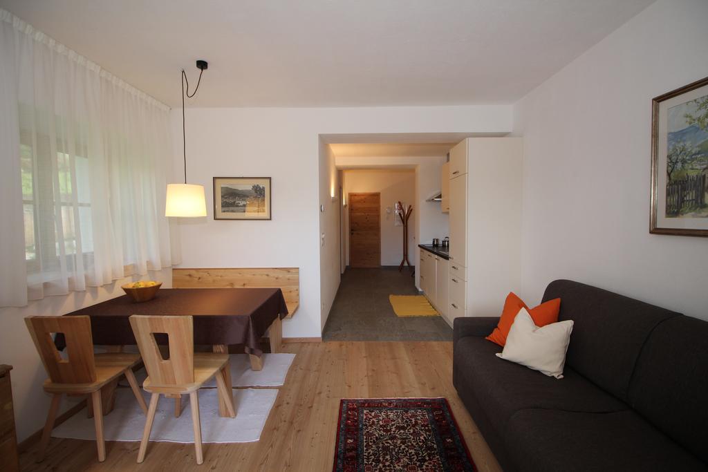 Apartments Im Winkl Brunico Exterior foto