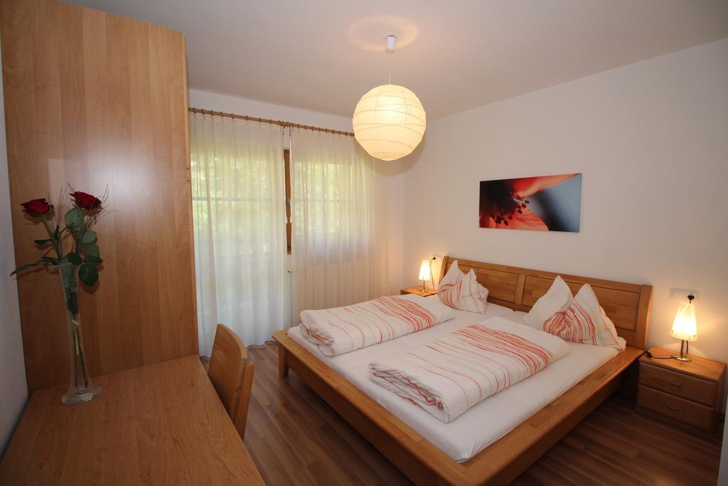 Apartments Im Winkl Brunico Exterior foto