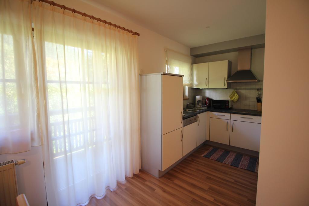 Apartments Im Winkl Brunico Exterior foto